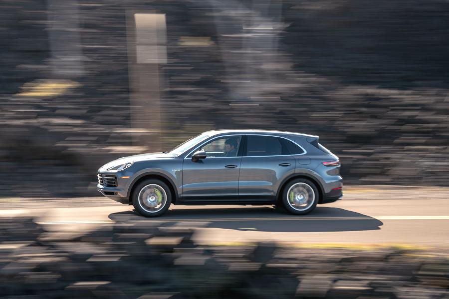  Porsche Cayenne E-Hybrid (PO536) 2018 года  (NA) (фото 11 из 38)